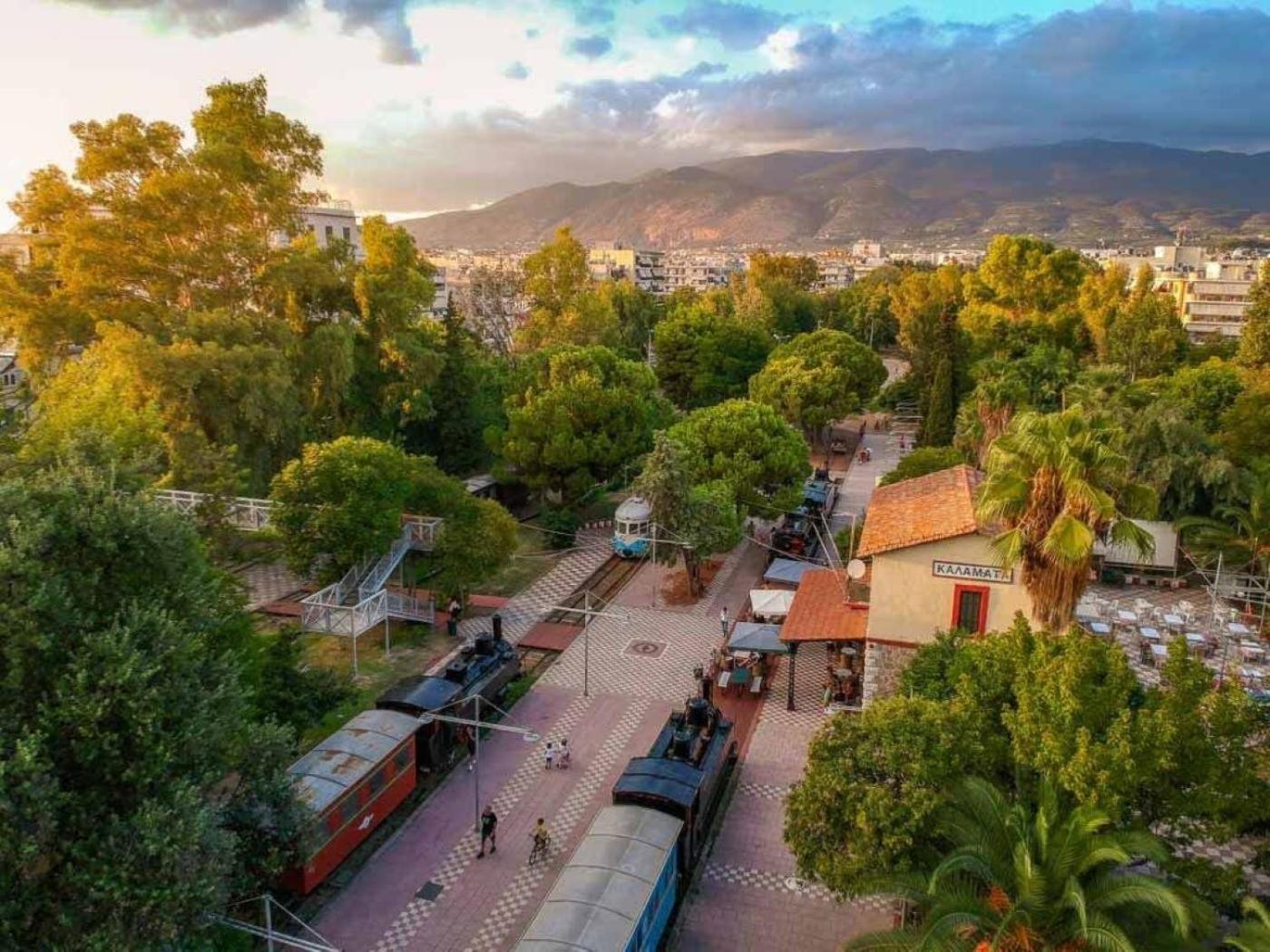 Uncover Kalamata'S Hidden Gem - Cosy City Nest Buitenkant foto